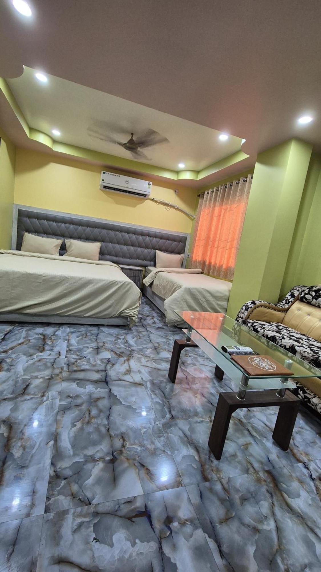 Hotel Mahal & Restaurant Kalyani Luaran gambar